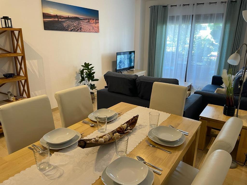 Beach Apartment In La Duquesa Marina Castillo de Sabinillas Buitenkant foto