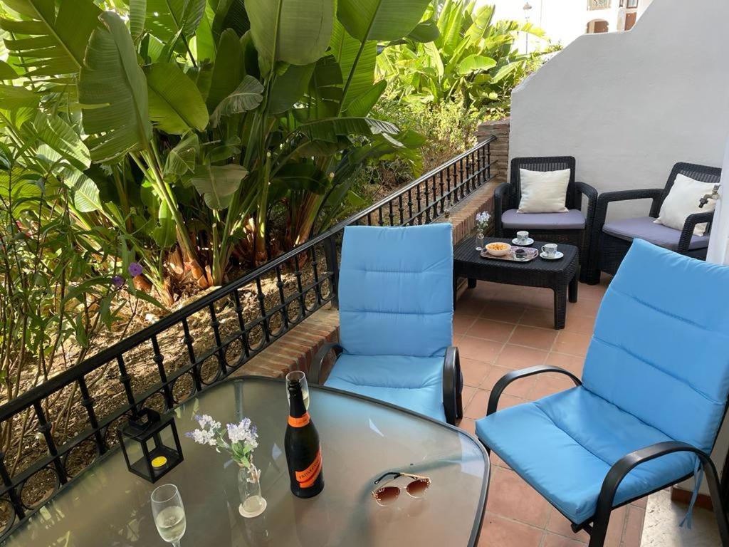 Beach Apartment In La Duquesa Marina Castillo de Sabinillas Buitenkant foto